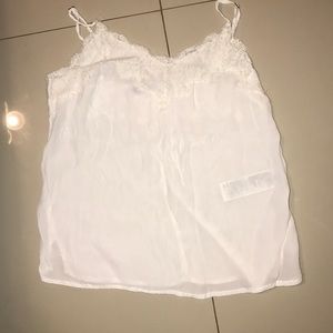 American Eagle loosefitting white top